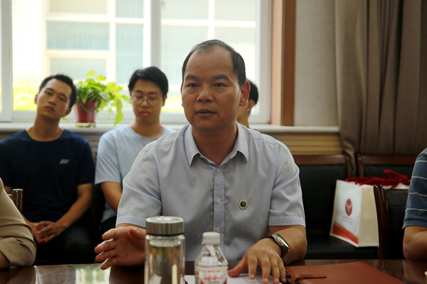 炸金花在线玩
党委书记曹军会主持会议并作总结讲话.JPG