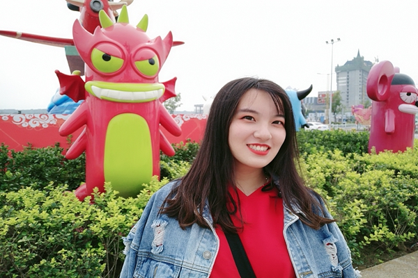 3ce0fadececd4660ac48e8ebdc840de1.jpg 史玉洁.jpg