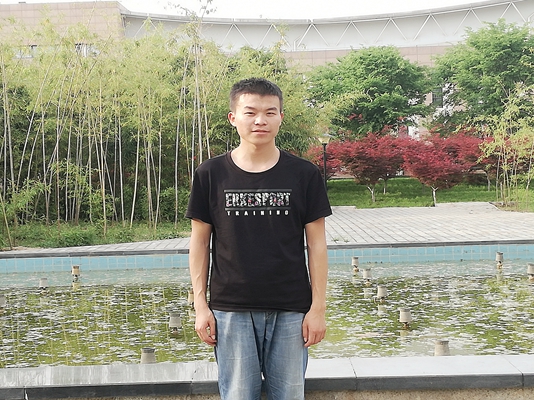 429d1e593c3b4027a84ed91638d059f1.jpg 张勇.jpg