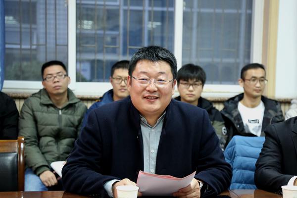 7a5c0449044f4cecbae8e0d46979f4f4.jpg 宋安石总经理讲话.JPG