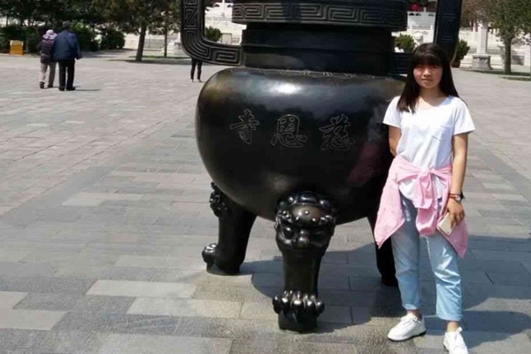 9071b3adfe954293a335a064d79e9fd9.jpg 雒云云.jpg