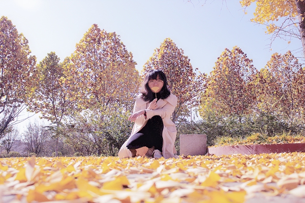 bff000a8b97d448f87341a099ac19945.jpg 方熹雅.jpg