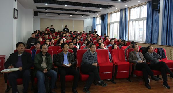 bda2652565a54a9fa7c5e4b35bd4d405.jpg 会场.jpg