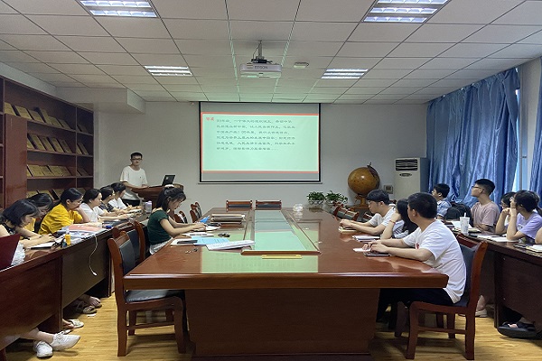 6cdeab5cbeb74909af33c52514f2d03e.png 申振通同志带领回顾党的发展历史.png