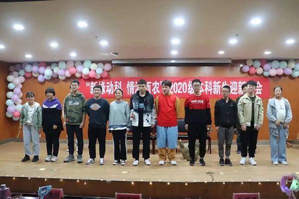 6129d52956fb4a4cb9ca2f3e89e4e4a4.png 图片4.png