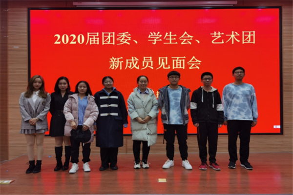 2cb8ca24805b4352b30e00786392467c.png 图片1.png