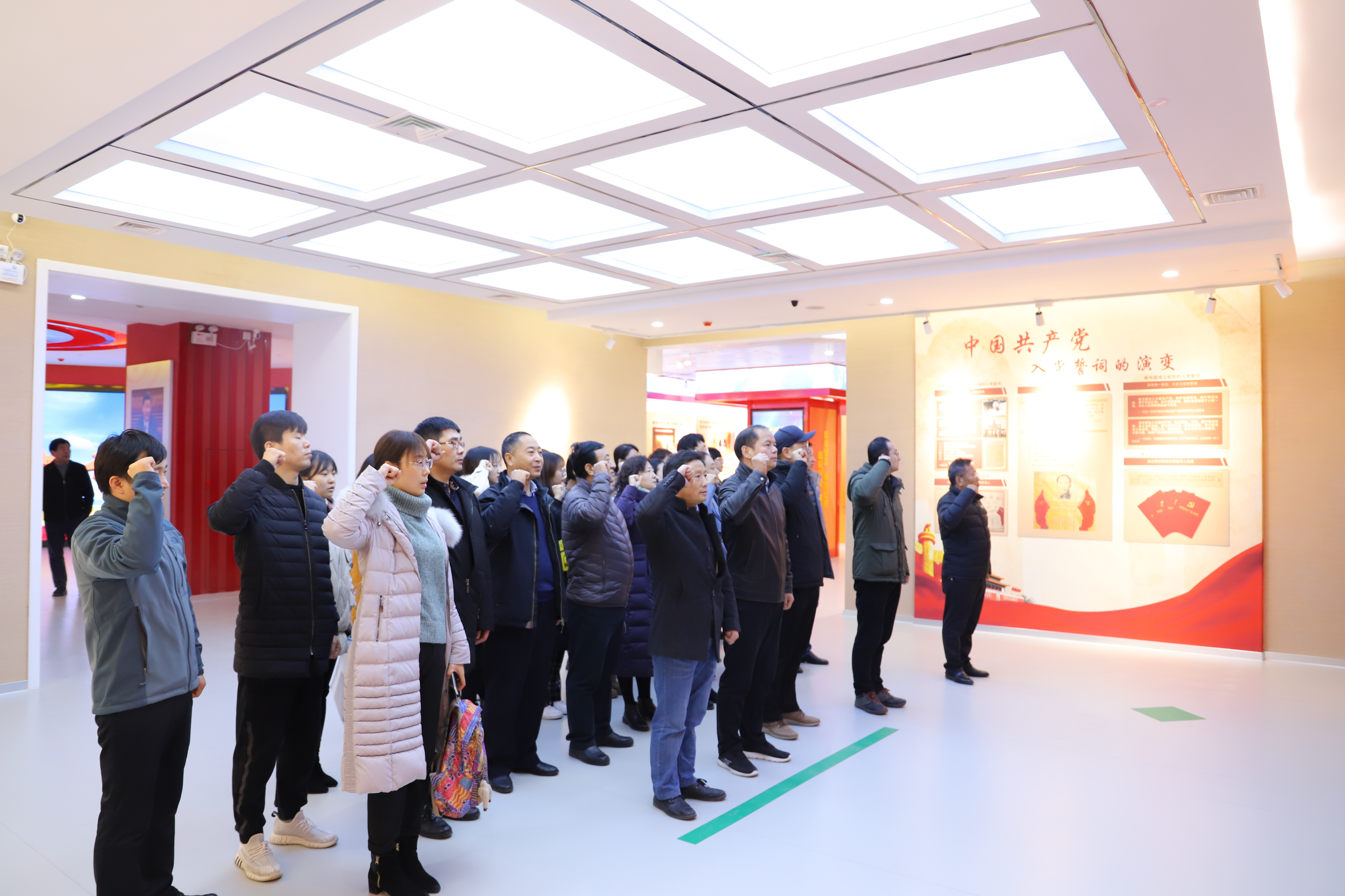 9735adcf6f454942a5f82ecf1e6ff196.jpg 9735adcf6f454942a5f82ecf1e6ff196.jpg