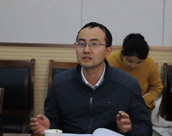 bbdf693e3e2f44c9be7b71c61307eb3a.jpg 姜雨.jpg