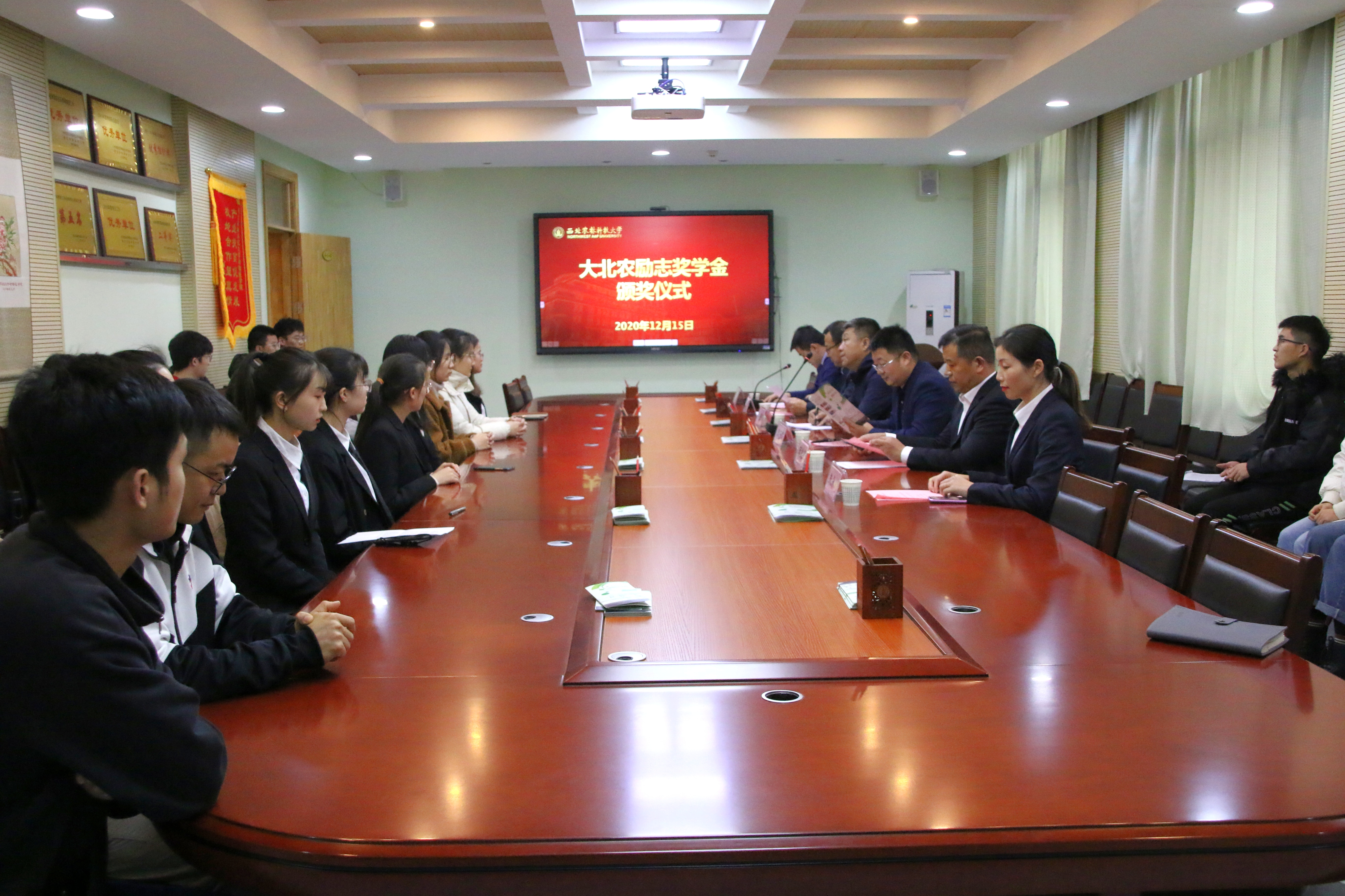 0cf7a43d09b14ebb96b4281bdd4e4ff3.jpg 0cf7a43d09b14ebb96b4281bdd4e4ff3.jpg