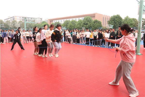 fc7c4c5a2be34e59b025f4795cea7e67.jpg IMG_7013.JPG