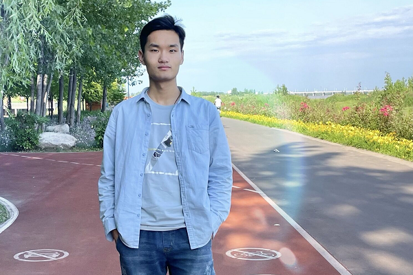 a32a1d225133498db9f5bf8412e8c49a.png 李震震终.png