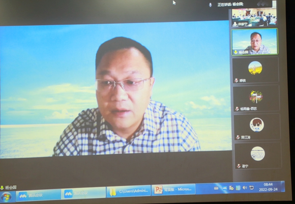 新疆畜牧科炸金花在线玩
研究员杨会国致辞_副本.jpg