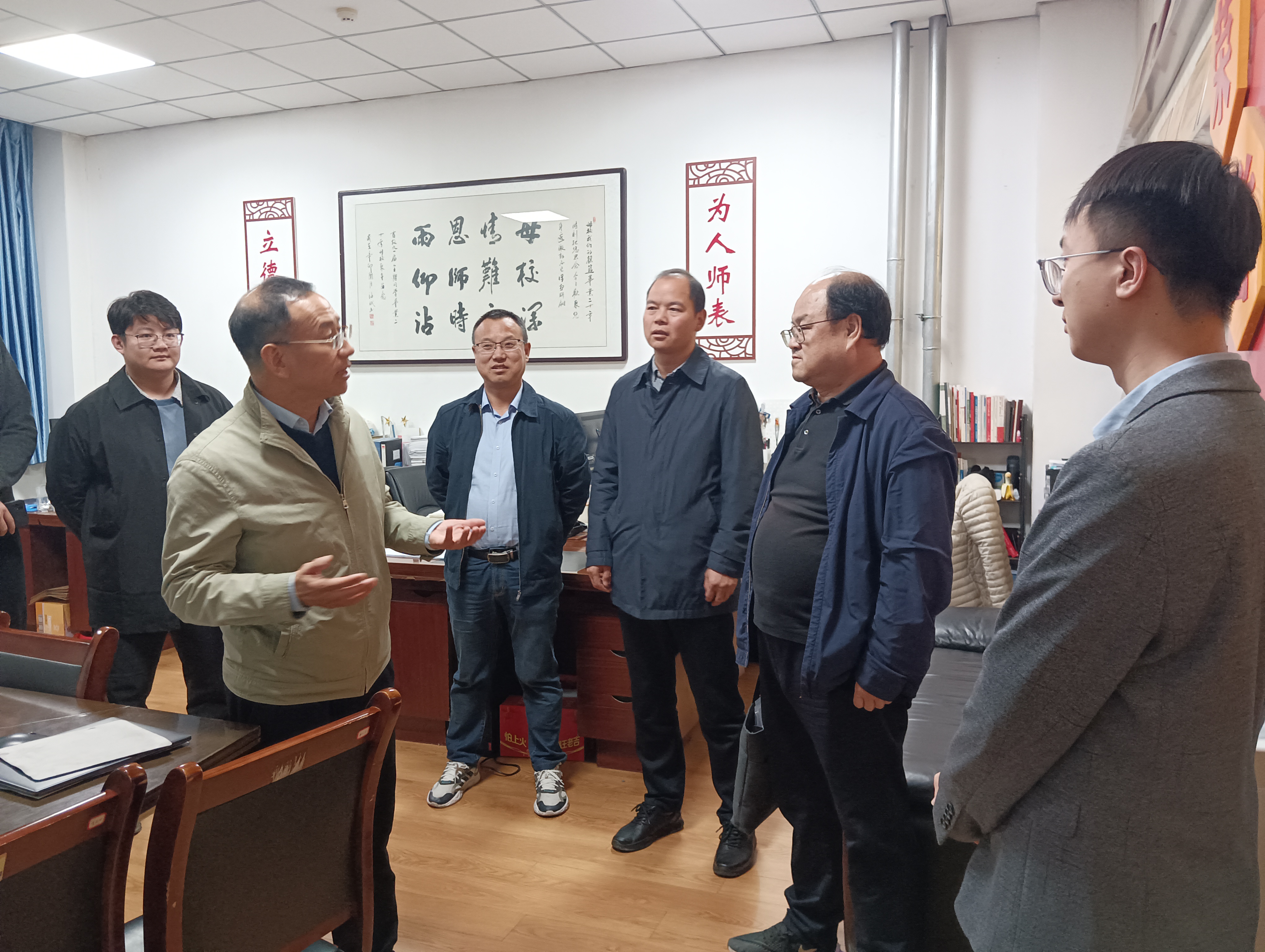 9c7e78209b394b2c9459651dbc4aa8f7.jpg 9c7e78209b394b2c9459651dbc4aa8f7.jpg