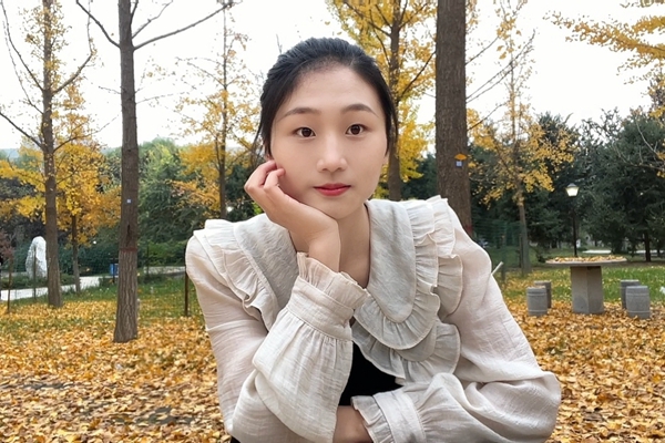 1cee2a7d896d4238a433fd8f8d3a2c1e.jpg 肖晨彤.jpg