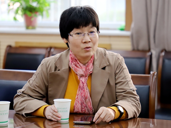 2c32e3a7baa945f0a2a2f1eccda50ec1.jpg 金花.jpg