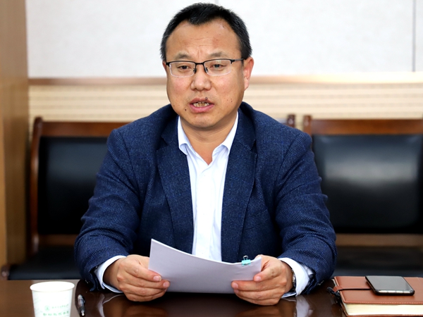 6526df3f4c6e4dc68af913171003a5c3.jpg 王力讲话.jpg